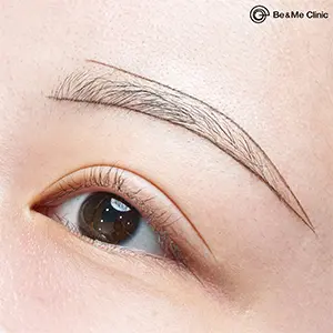 アイブロウ BEFORE