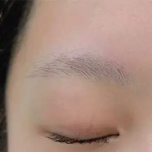 眉毛アートメイク BEFORE