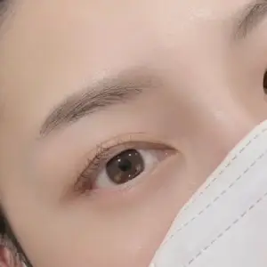 アイラインアートメイク BEFORE