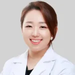 イ・セリン医師