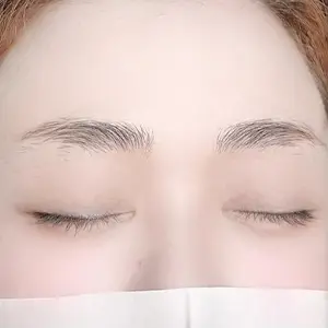 眉アートメイク BEFORE