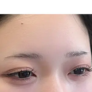 眉アートメイク BEFORE